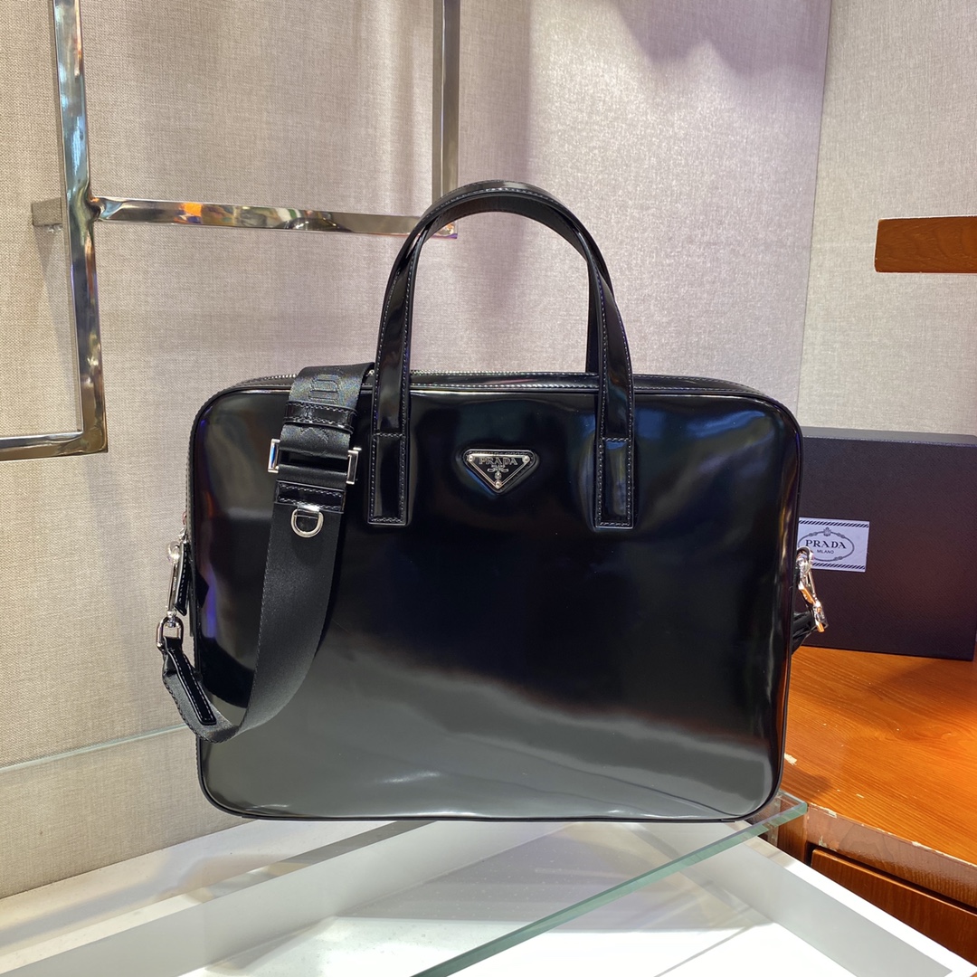 𝐏𝐑𝐀𝐃𝐀 Briefcase 2VE368