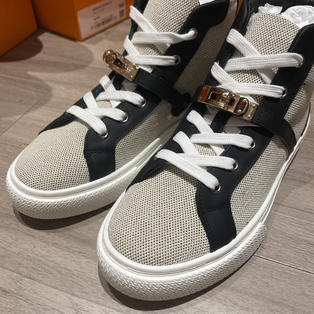 Hermes latest Kelly buckle small white shoes sneakers