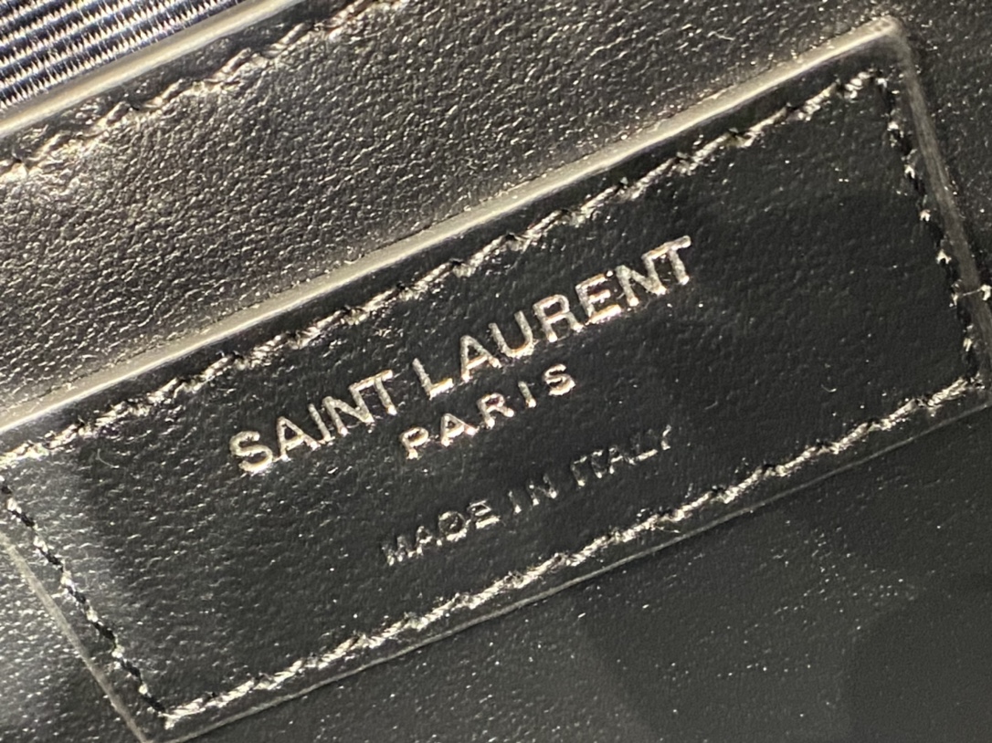 SAINT LAURENT #𝐊𝐚𝐭𝐞 20𝐜𝐦#474366 Original crocodile leather