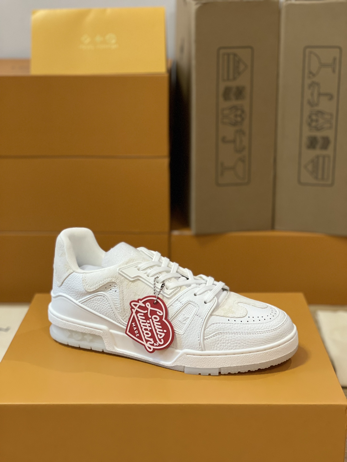 Louis Vuitton Trainer sneakers couple style 1A9IF5