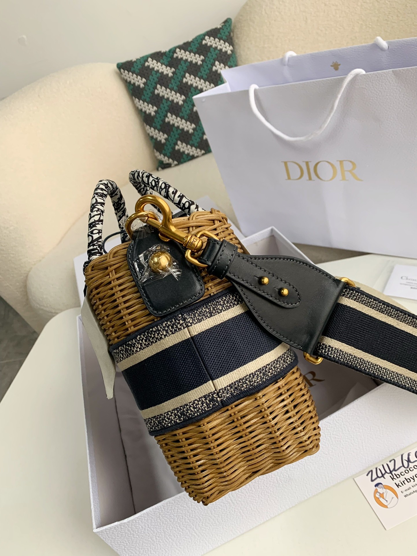 Dior Bamboo Bag Size:28*21*12cm