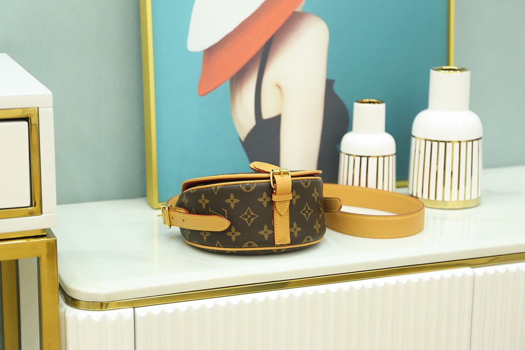 Louis Vuitton 𝐓𝐀𝐌𝐁𝐎𝐔𝐑𝐈𝐍French 🇫🇷 raw materials/original pure steel hardware M44860