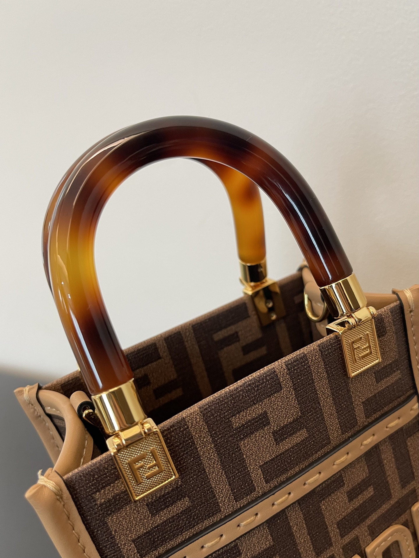 FENDI Sunshine mini tortoiseshell portable crossbody cute