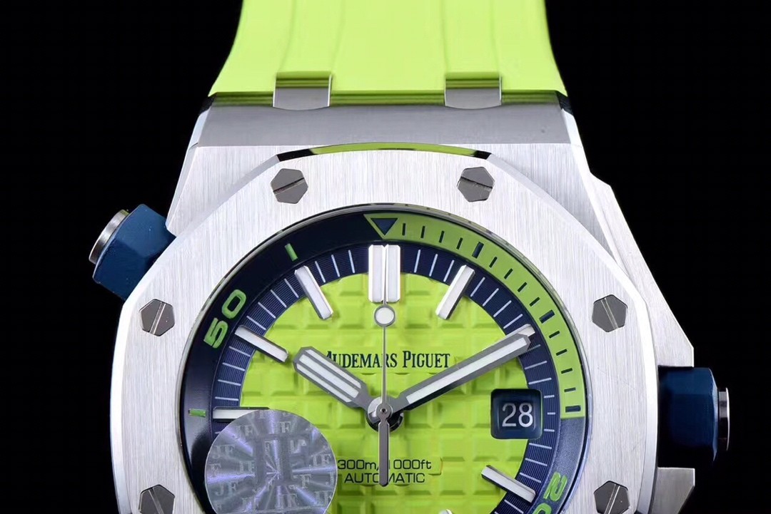 Audemars Piguet Royal Oak Offshore series mechanical men’s Watch V 8 version, Color series