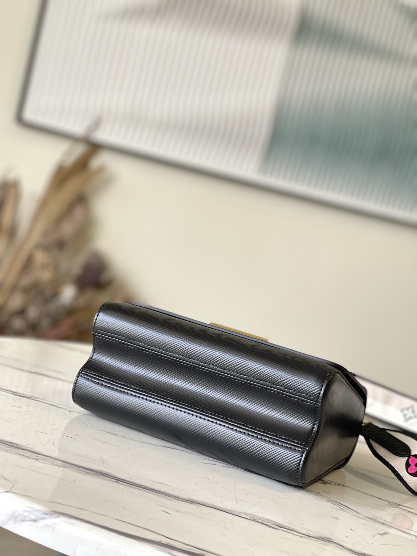 𝐋𝐎𝐔𝐈𝐒 𝐕𝐔𝐈𝐓𝐓𝐎𝐍      M21554