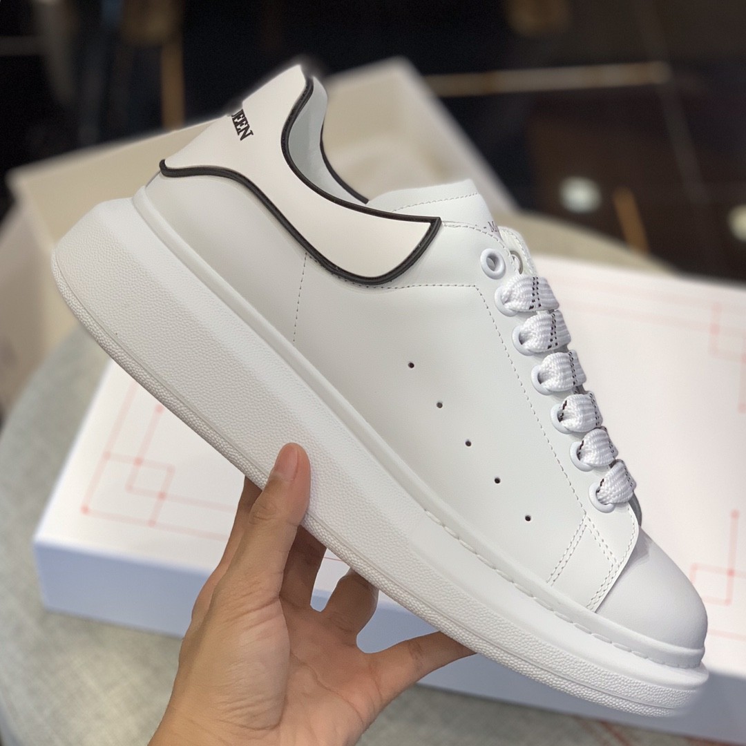 Alexander McQueen MQ white film tail Sneakers