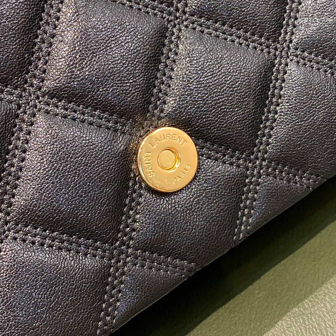 SAINT LAURENT 𝘽𝙀𝘾𝙆𝙔 𝟮𝟳𝙘𝙢 #579607 original leather.JD