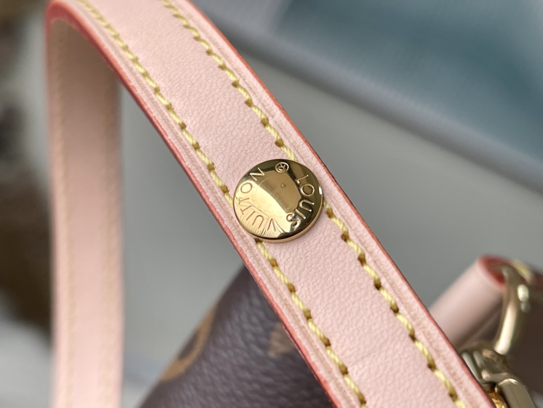 𝐋𝐎𝐔𝐈𝐒 𝐕𝐔𝐈𝐓𝐓𝐎𝐍     M46581