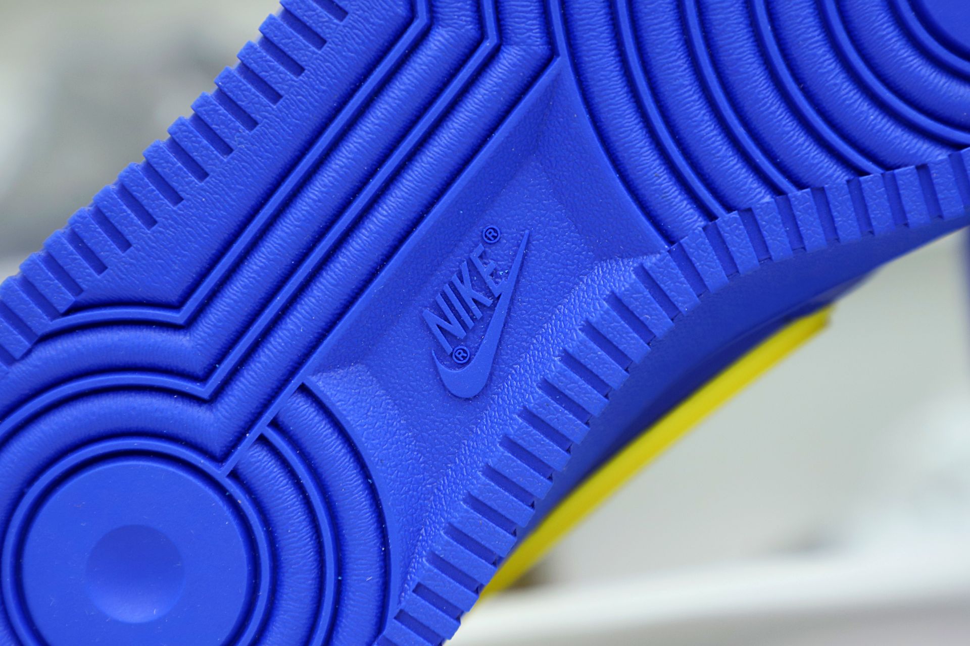 AMBUSH xNike Air Force1LoW GameRoya and Vivid Sulfur