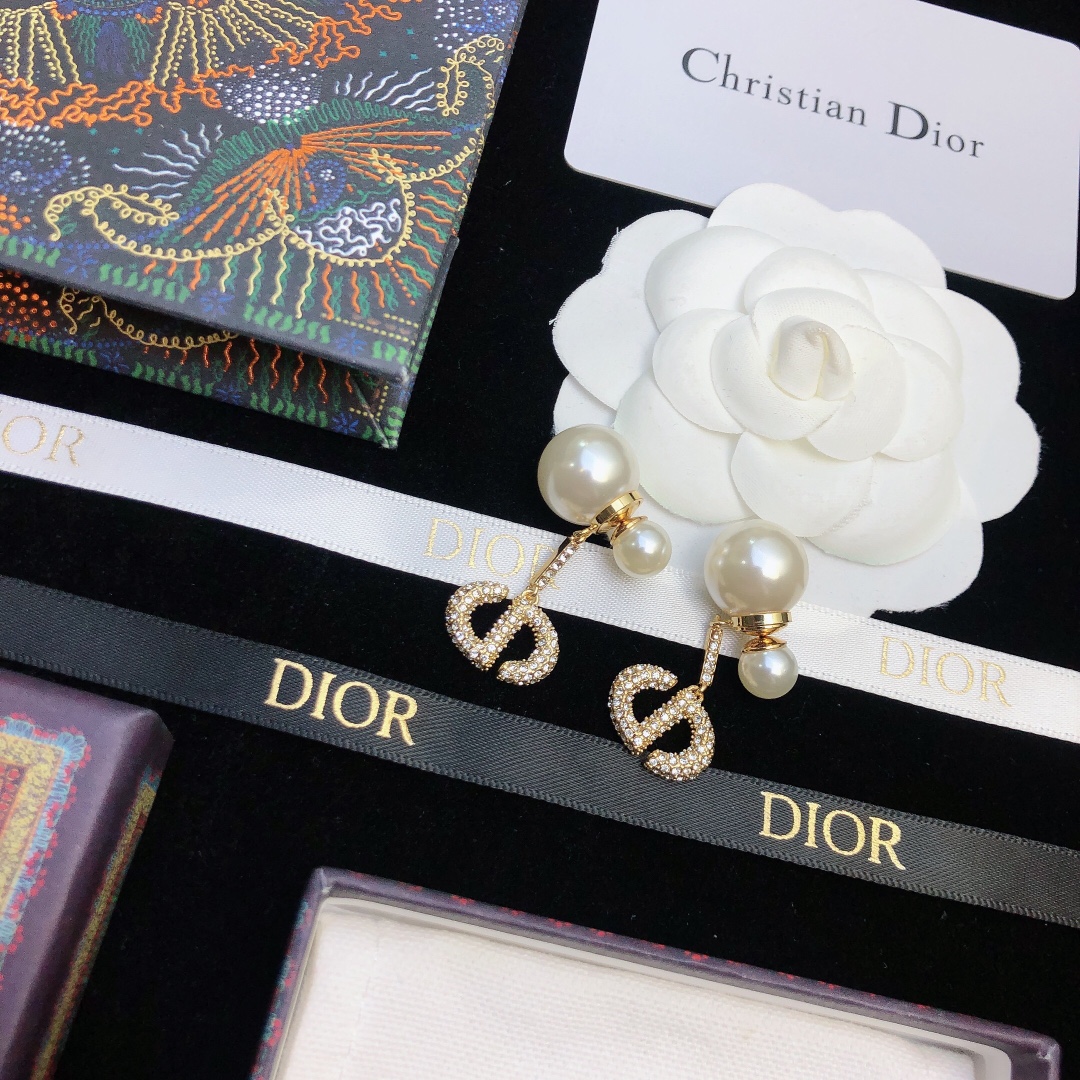 Dior earrings