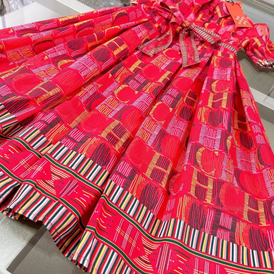 C&H Carolina Herrera Spring and Summer Girls Skirt Set