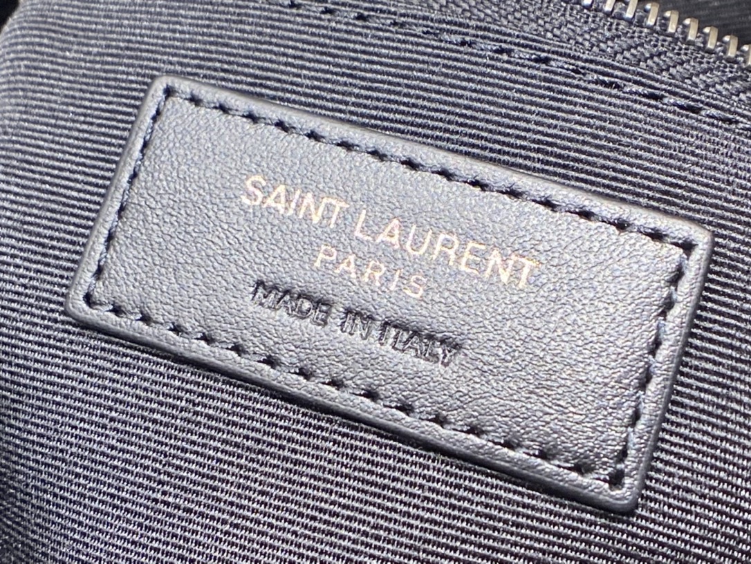 SAINT LAURENT 𝑵𝒊𝒌𝒊 𝒔𝒉𝒐𝒑𝒑𝒊𝒏𝒈 𝒃𝒂𝒈 #577999original leather.JD