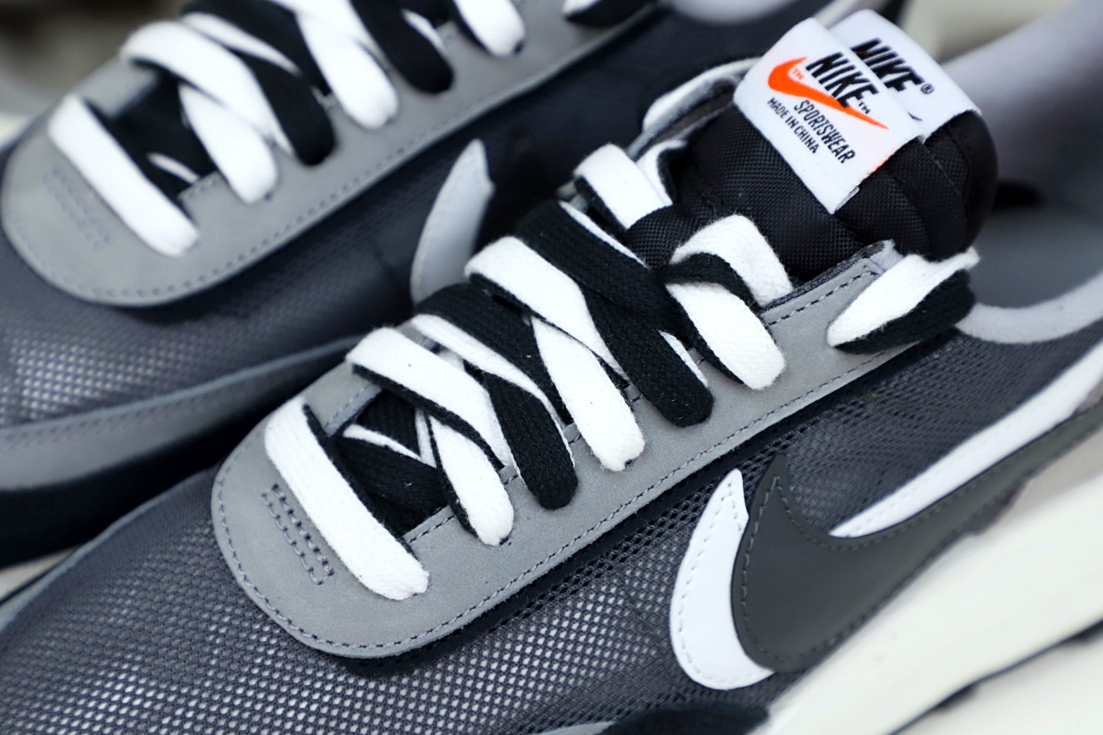 SACAI X LDWAFFLE BLACK