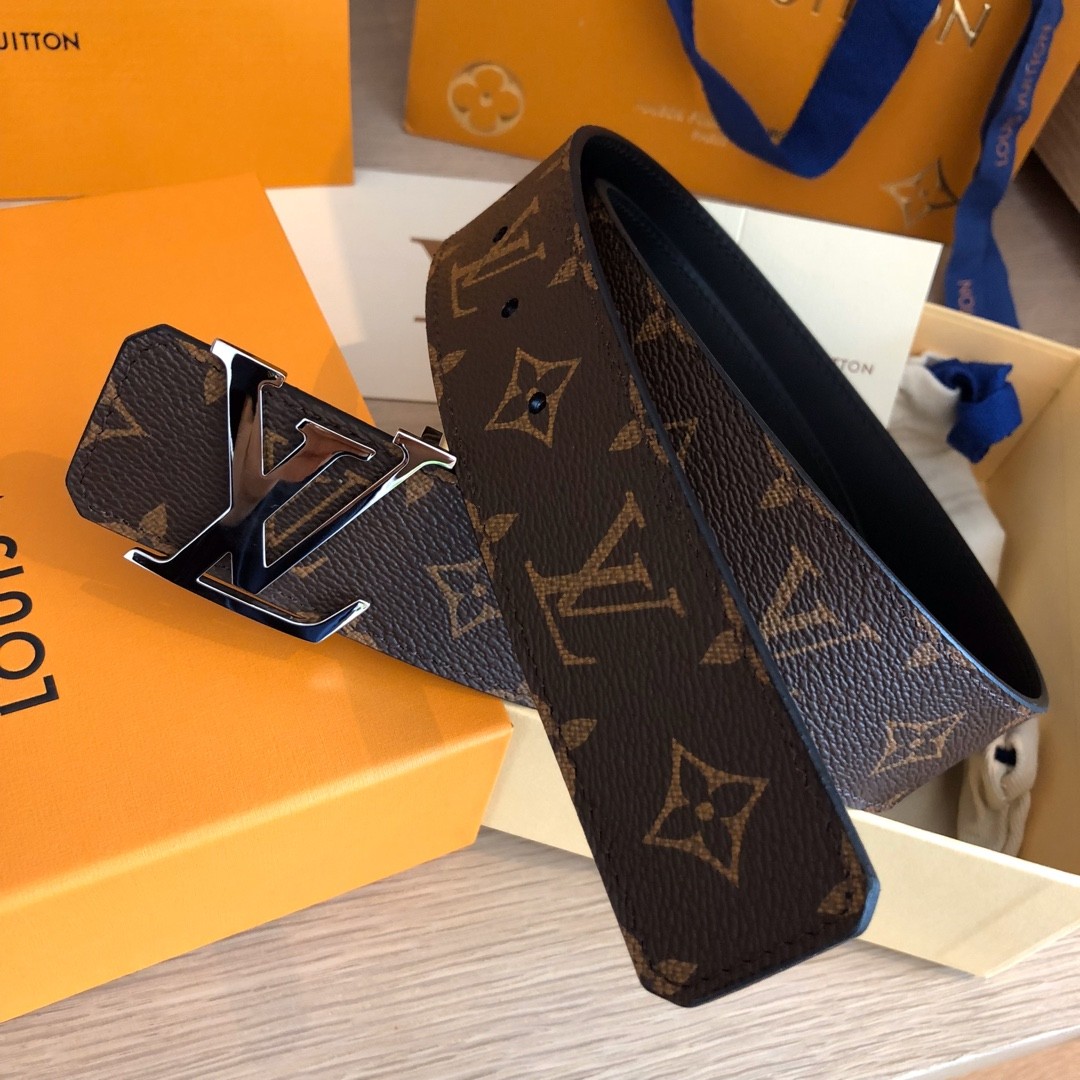 Louis Vuitton LV men's belt INITIALES