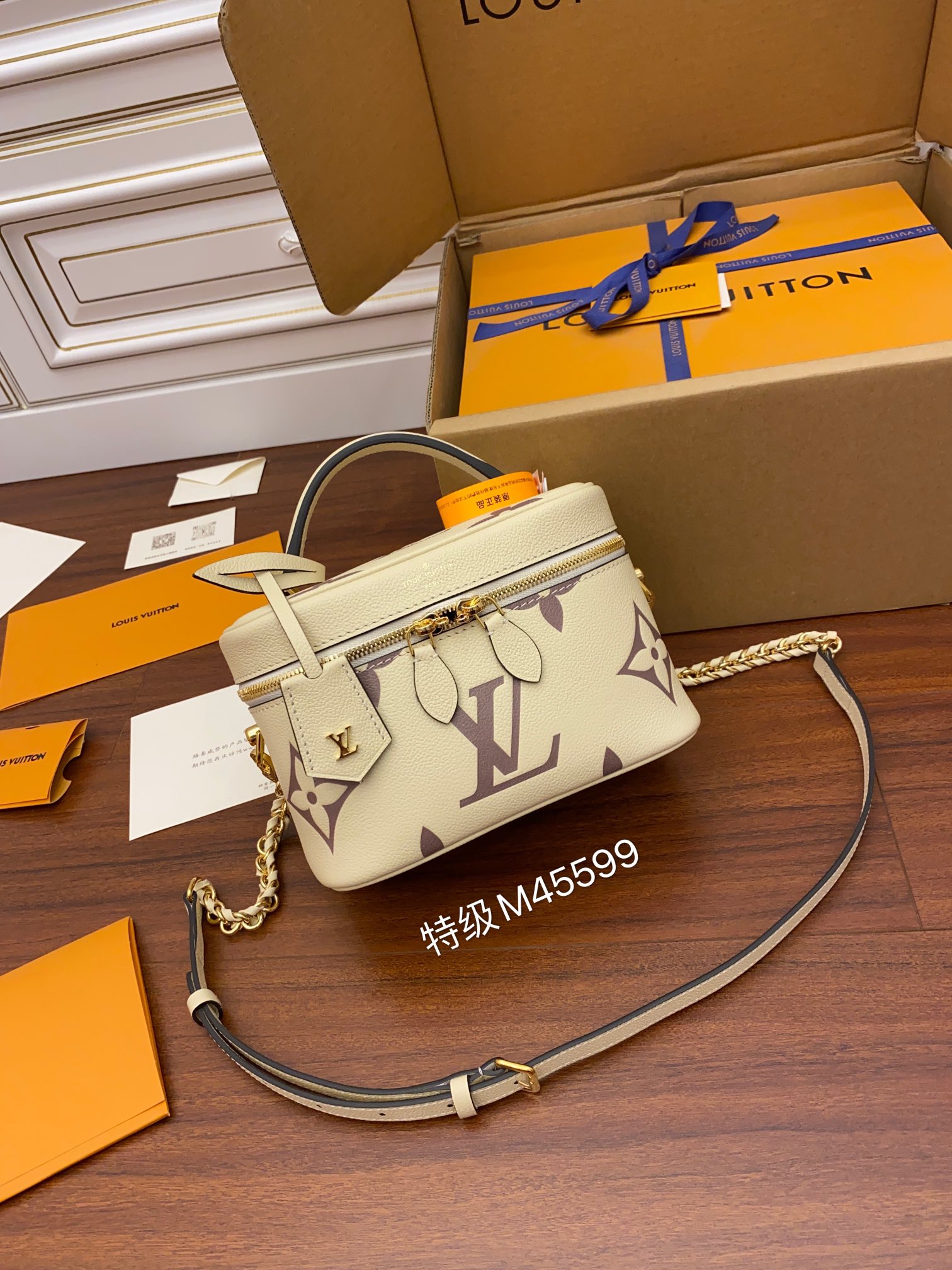 Louis Vuitton M45599 leather is genuine OEM Italian A-grade leather