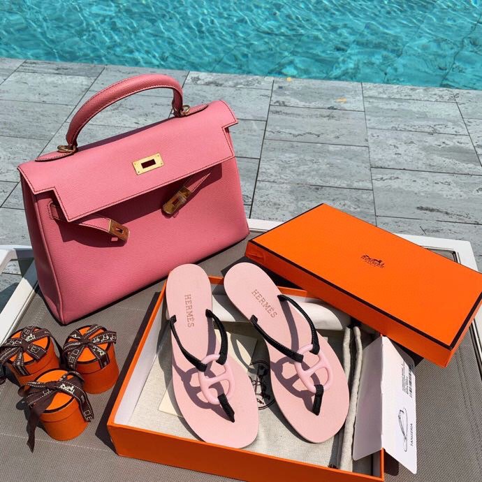 Hermes holiday series 🌈🏝🌤 pig nose flip flops sandals