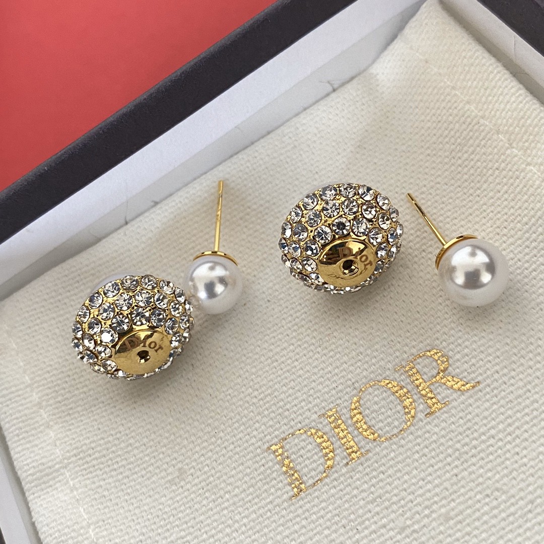 Dior stud earrings