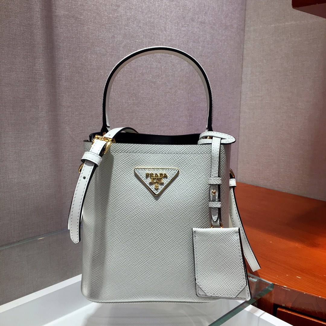 𝐏𝐑𝐀𝐃𝐀 1BA217 Mini