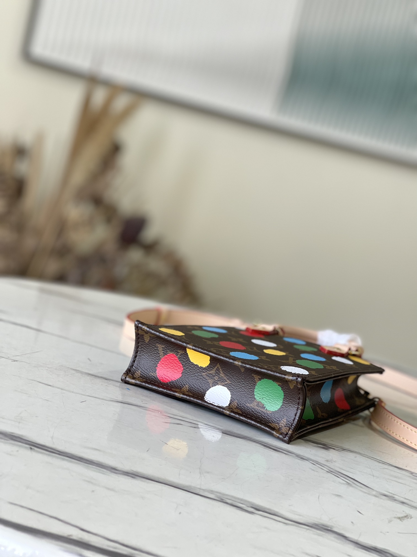 𝐋𝐎𝐔𝐈𝐒 𝐕𝐔𝐈𝐓𝐓𝐎𝐍   M81867