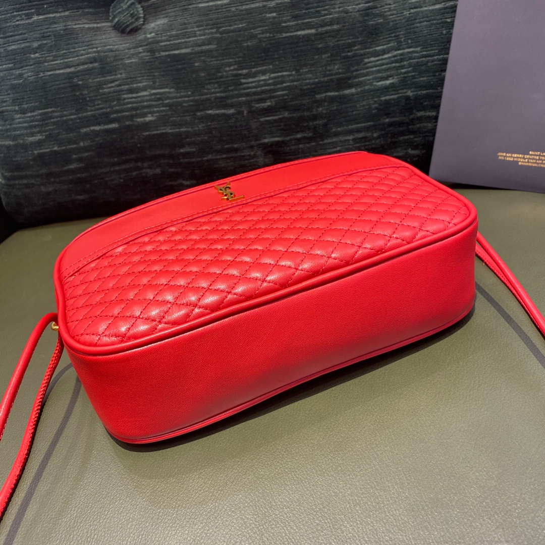 AINT LAURENT 𝙇𝙤𝙪 𝙇𝙤𝙪  #640990.JD