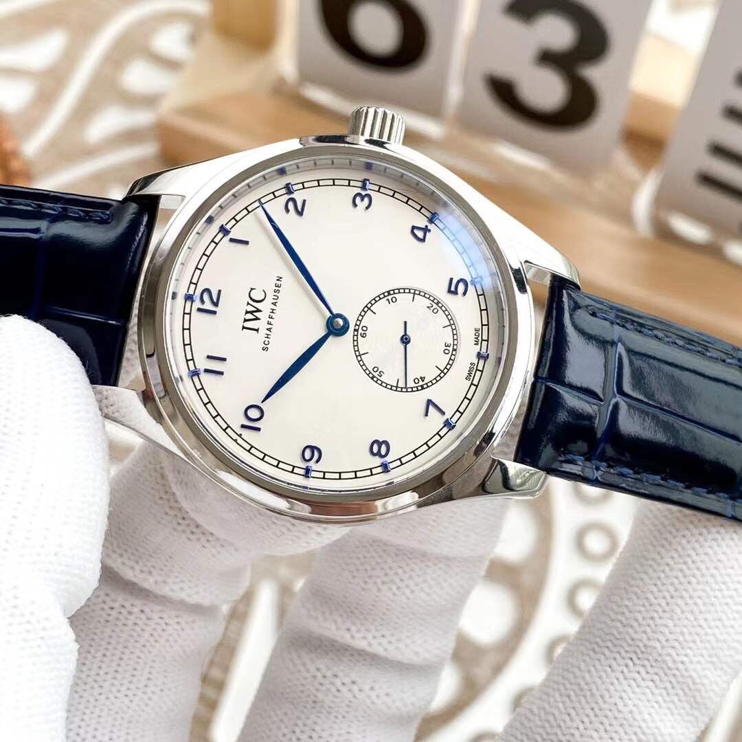 IWC- Fine men's watches Fully automatic mechanical movement, top 316 steel case and strap