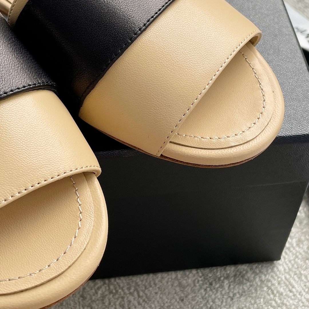 CHANEL Chanel slippers pearl leather strips and small diamond combination imported A grade sheepskin