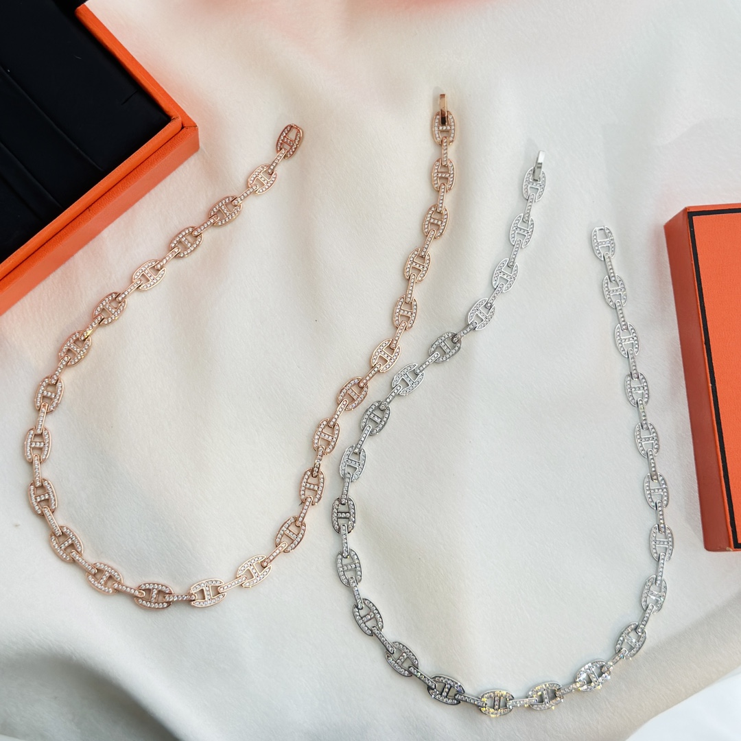 Hermes necklace