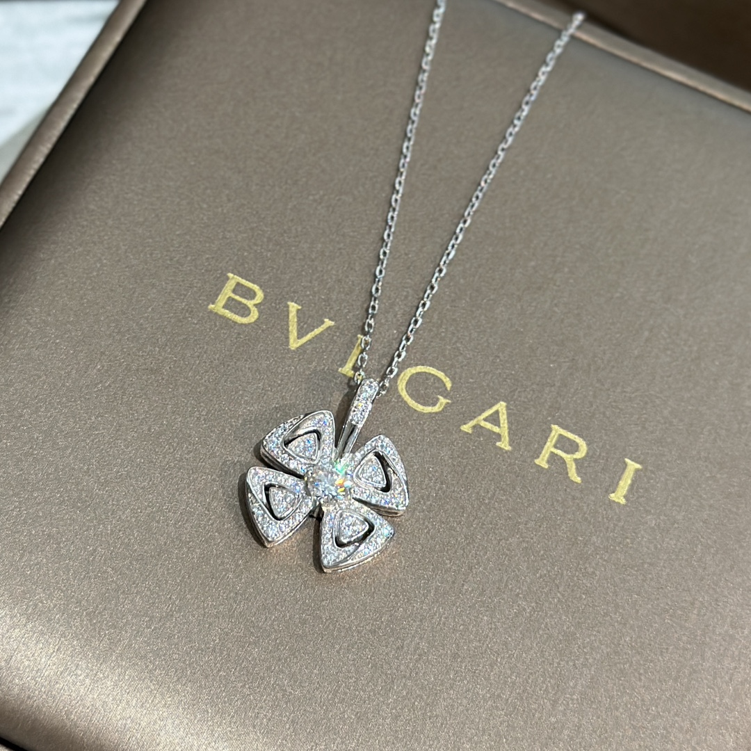 BVLGARI  necklace