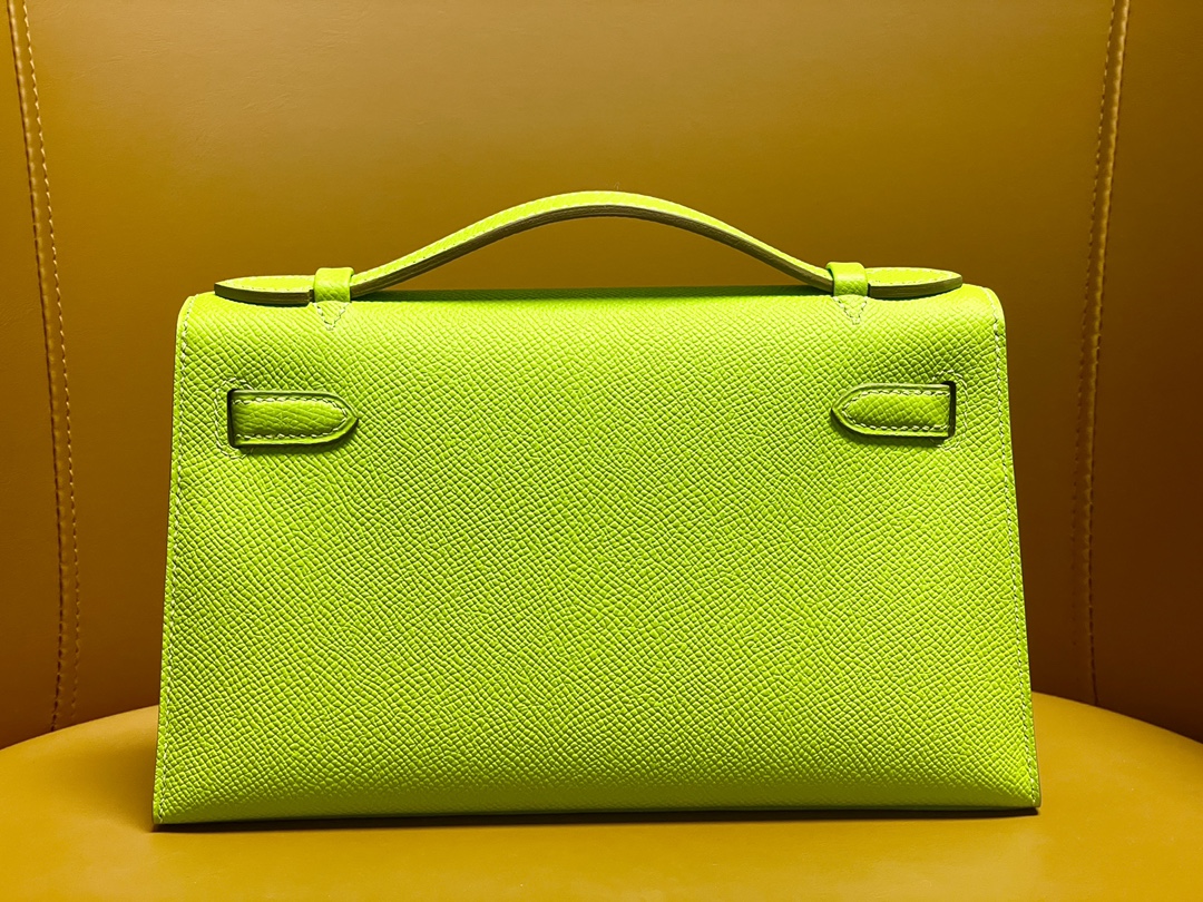 Mini Kelly generation epsom kiwi 🥝 green silver buckle