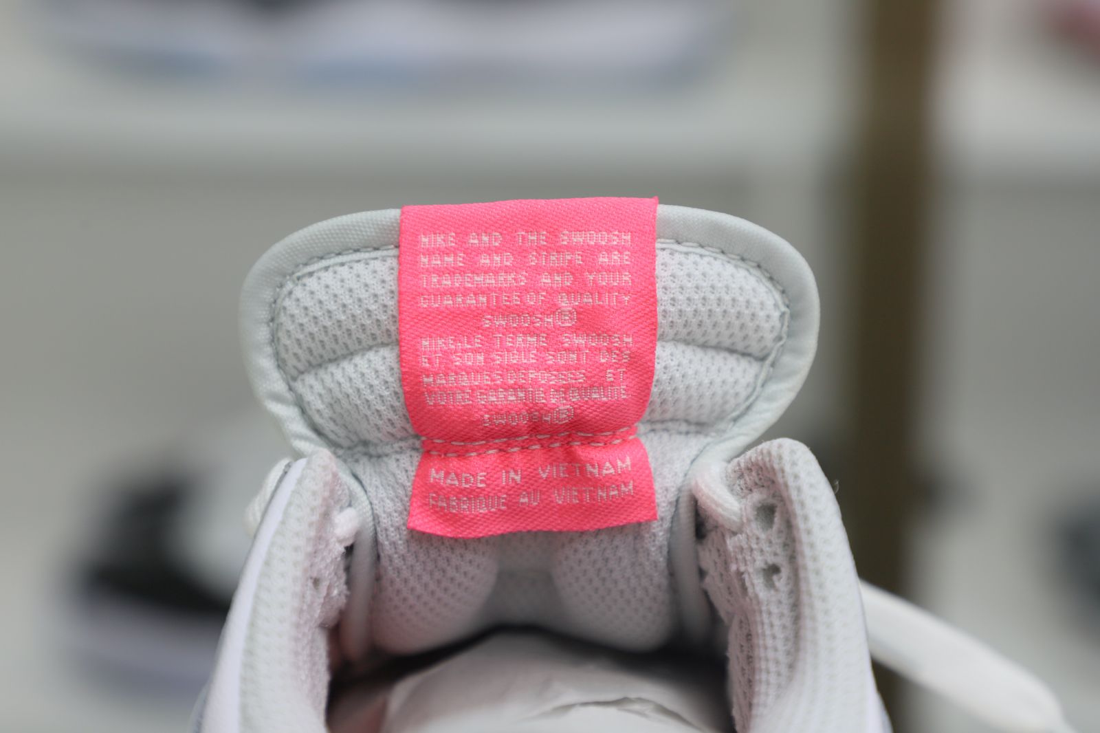 Nike Dunk Low SummitWhite and Pink Foam