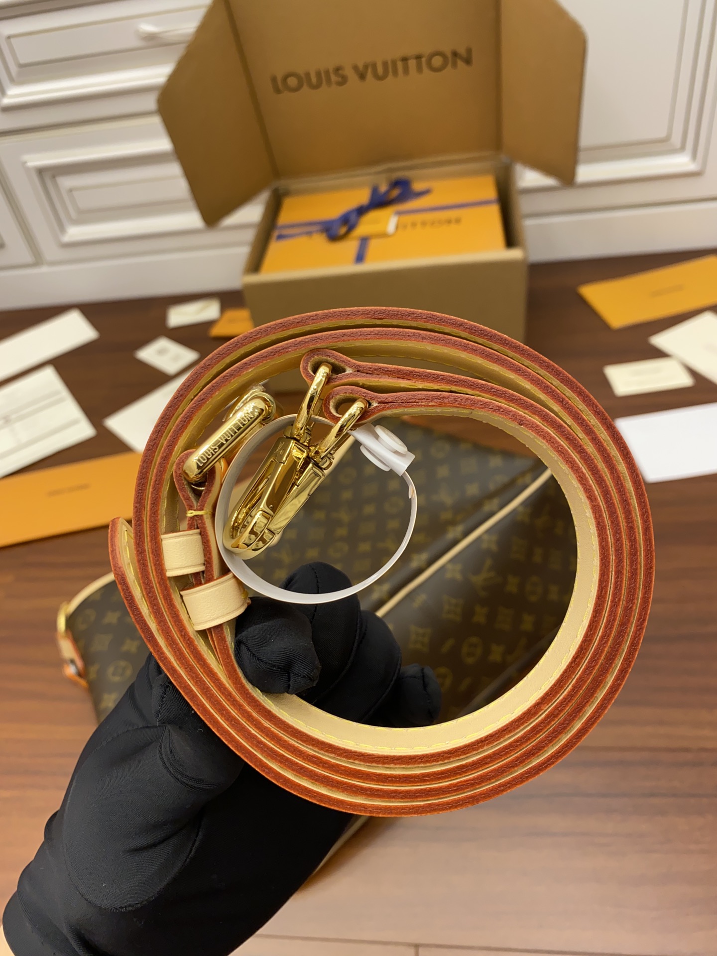 Louis Vuitton M40353