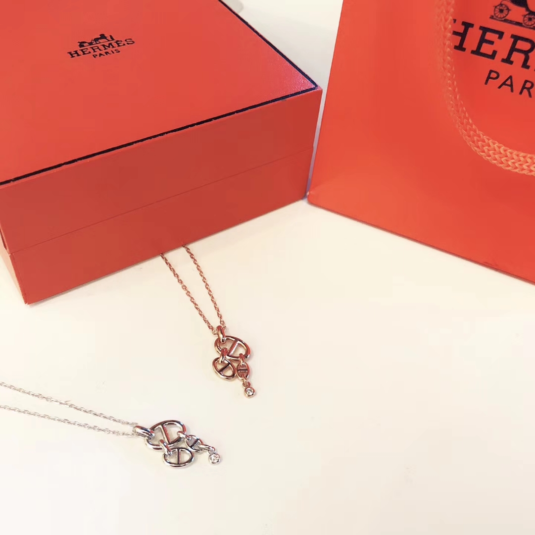 Hermes necklace