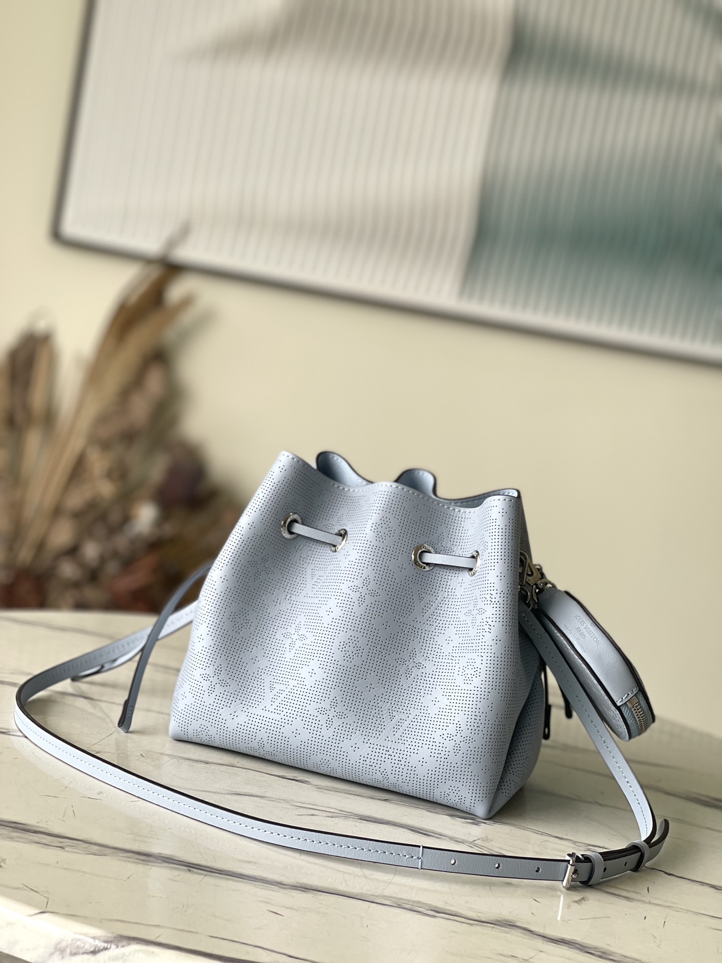 𝐋𝐎𝐔𝐈𝐒 𝐕𝐔𝐈𝐓𝐓𝐎𝐍 M21582
