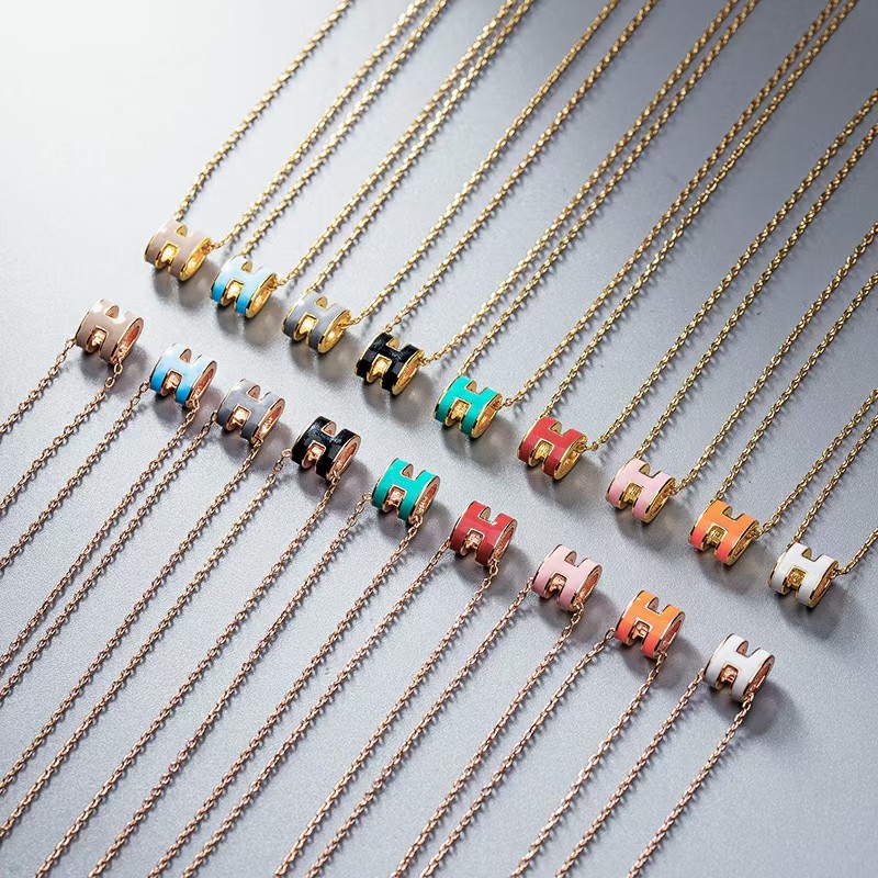 Hermes necklace