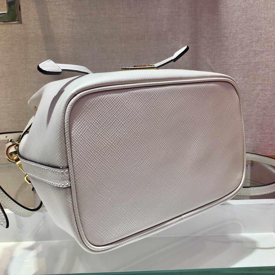 𝐏𝐑𝐀𝐃𝐀 New 1BZ032 Bucket Bag