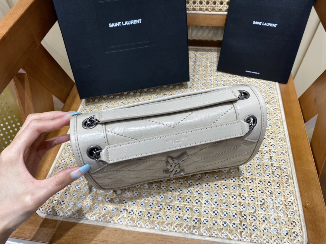 SAINT LAURENT 【❗️Fried street niki new version❗️】(22cm) #633151.jd