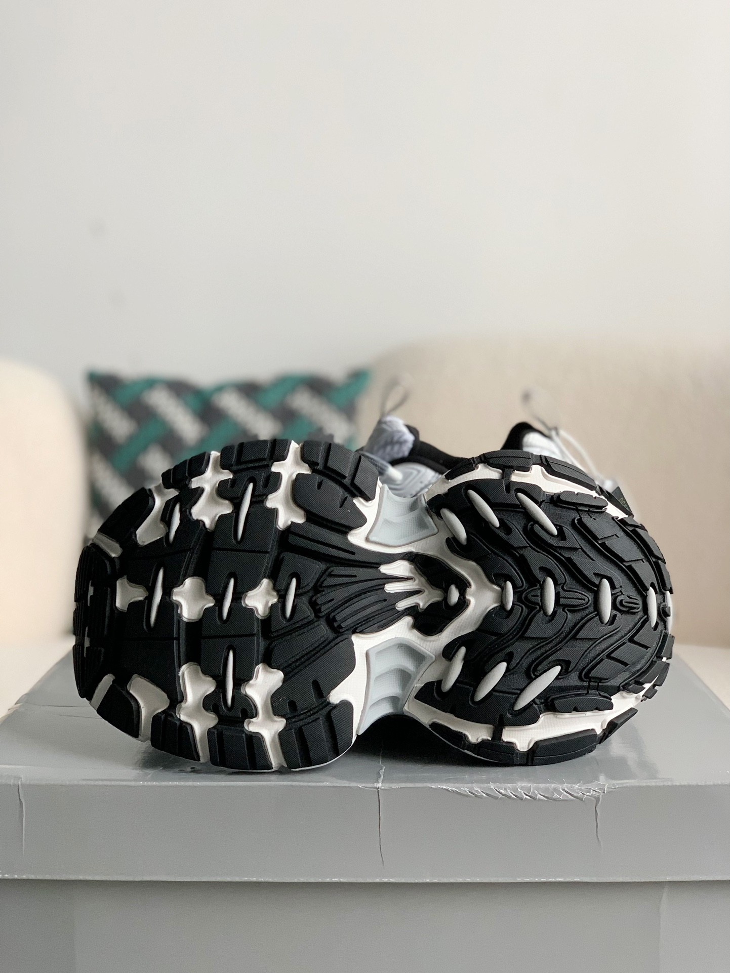 Balenciaga Runner Sneaker