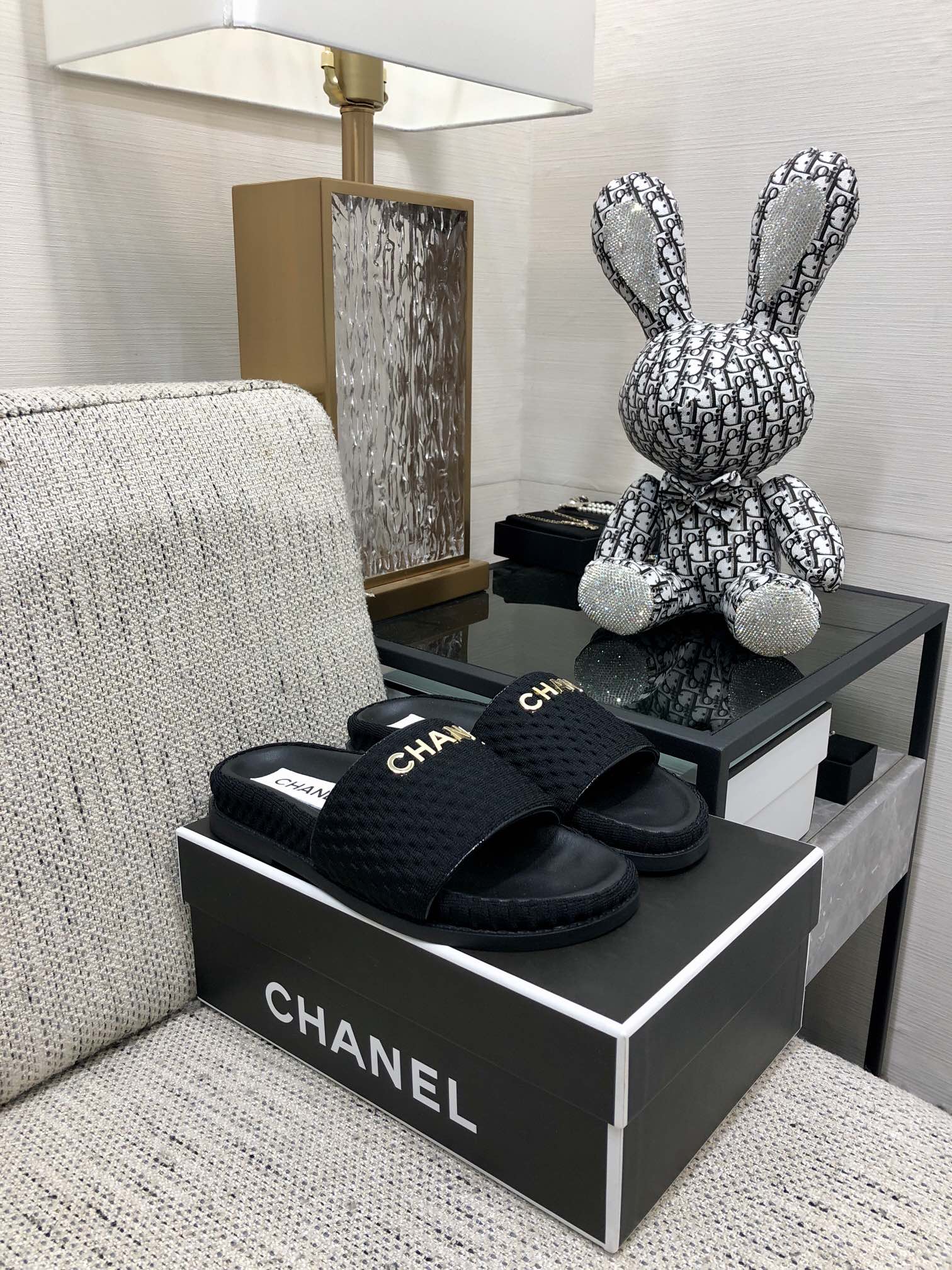 CHANEL 2022 early spring latest honey slippers fashion versatile series imported sheepskin cushioned feet