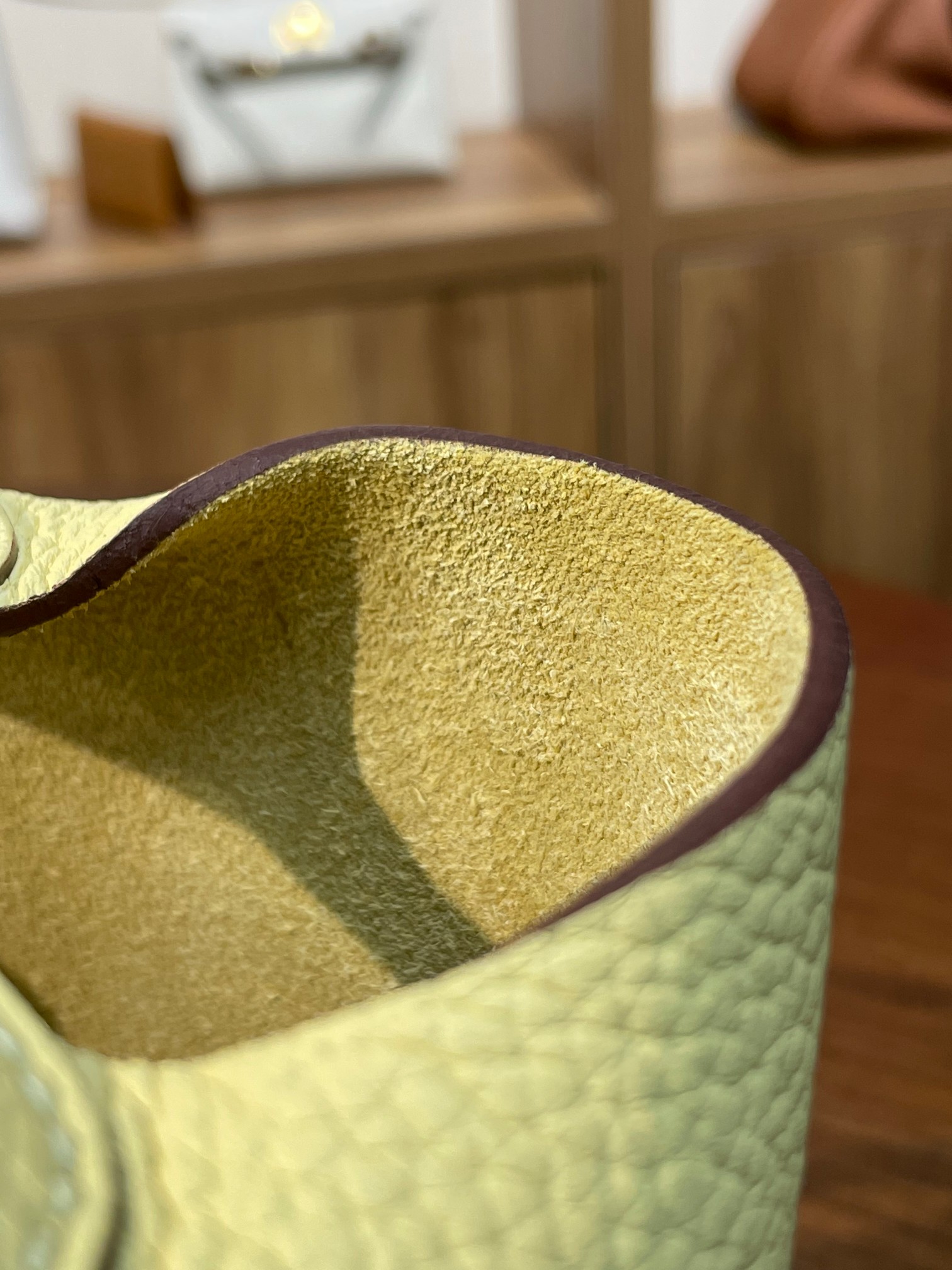 picotin18 ceramic powder TC leather gold buckle