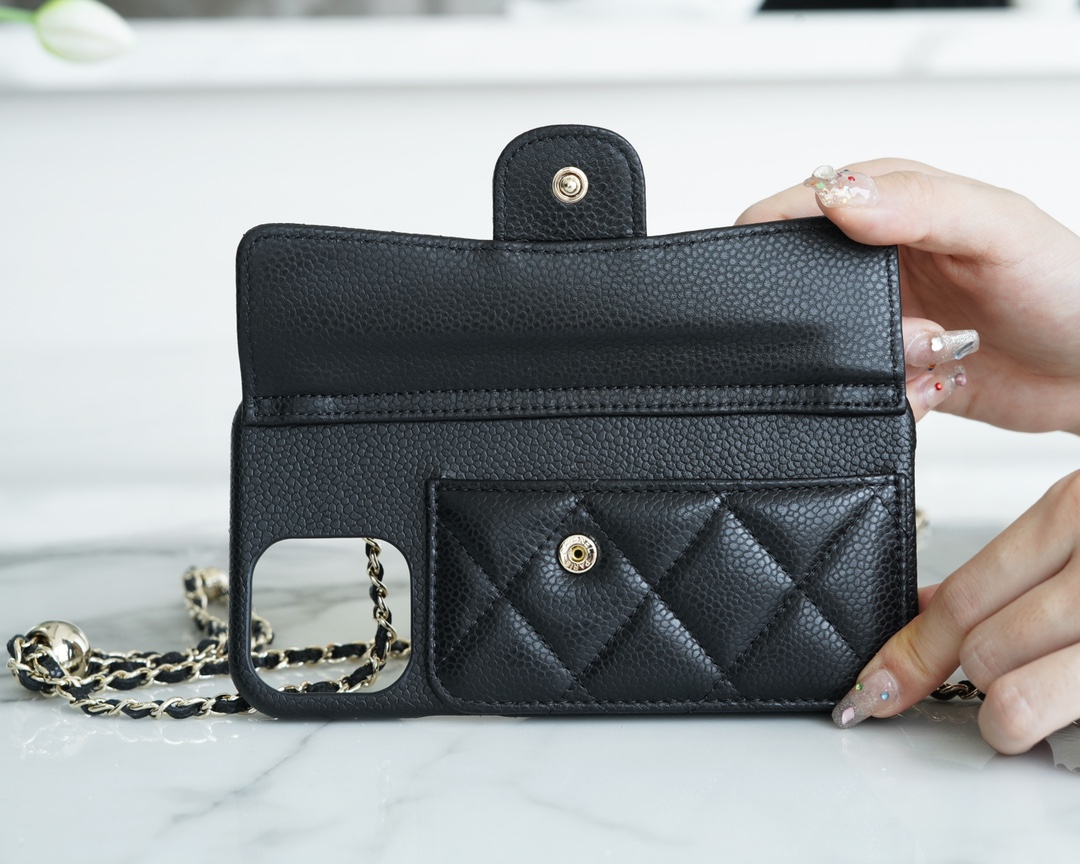 𝗖𝗛𝗔𝗡𝗘𝗟✦22𝒑 New cases ❶❸ 𝙥𝙧𝙤𝙈𝙖𝙓 Black (for 📱12/13pro max)