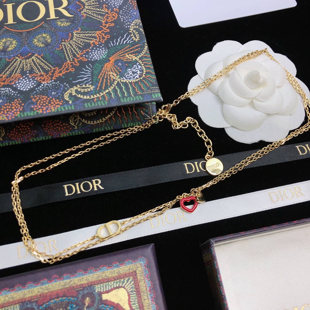 Dior necklace