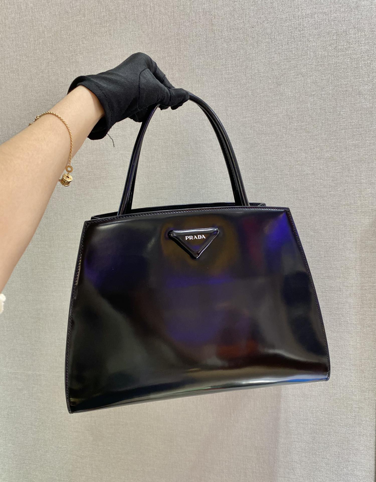 𝐏𝐑𝐀𝐃𝐀 New 1BA328