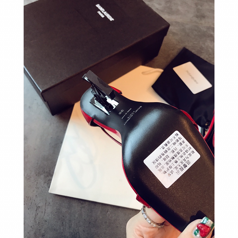 【Saint Laurent】YSL Saint Laurent logo with high-heeled sandals Paris runway models