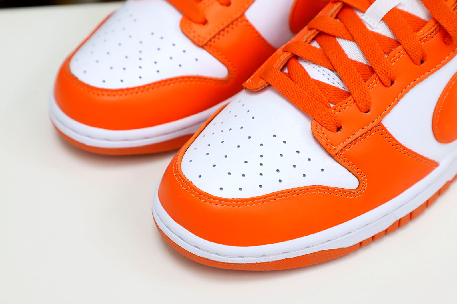 NIKE DUNK LOW RETRO SP SYRACUSE