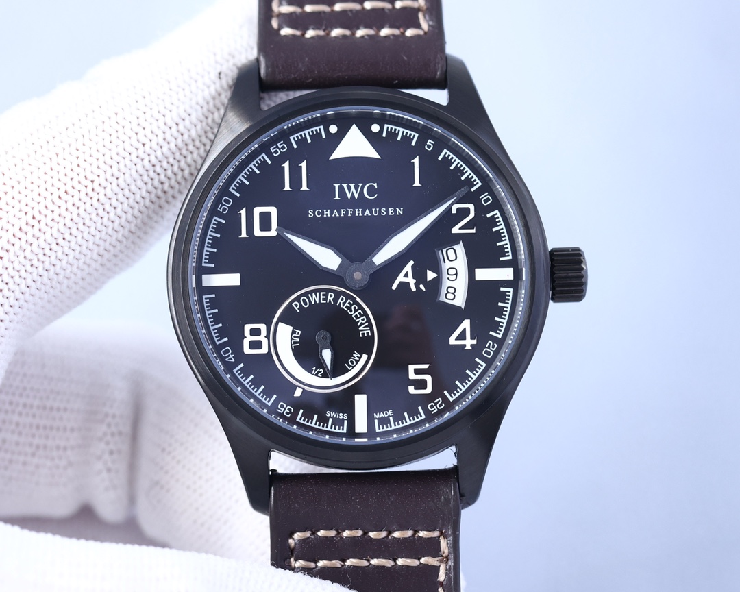 IWC- The line staff series lW5127537 movement automatic mechanical Swiss machine 2824 316 stainless steel
