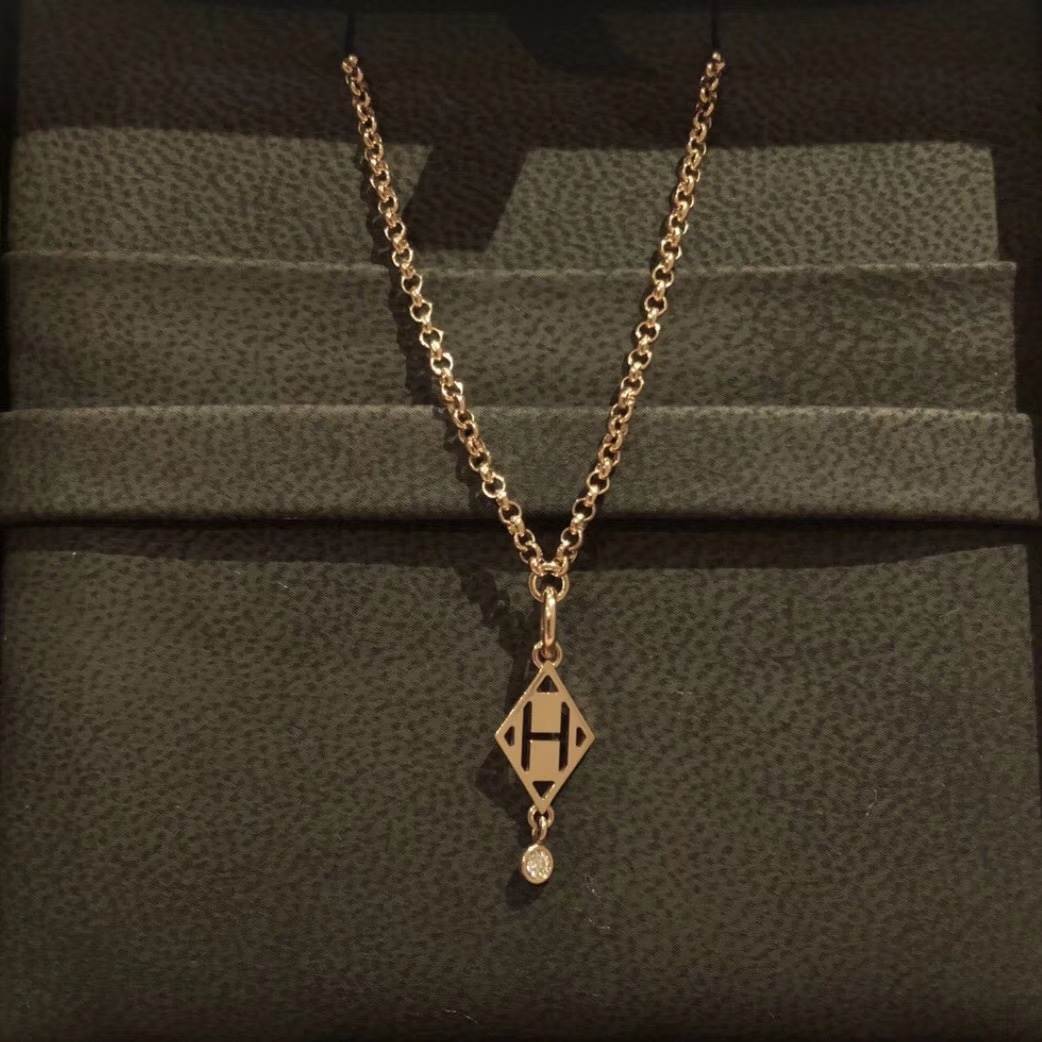 Hermes necklace