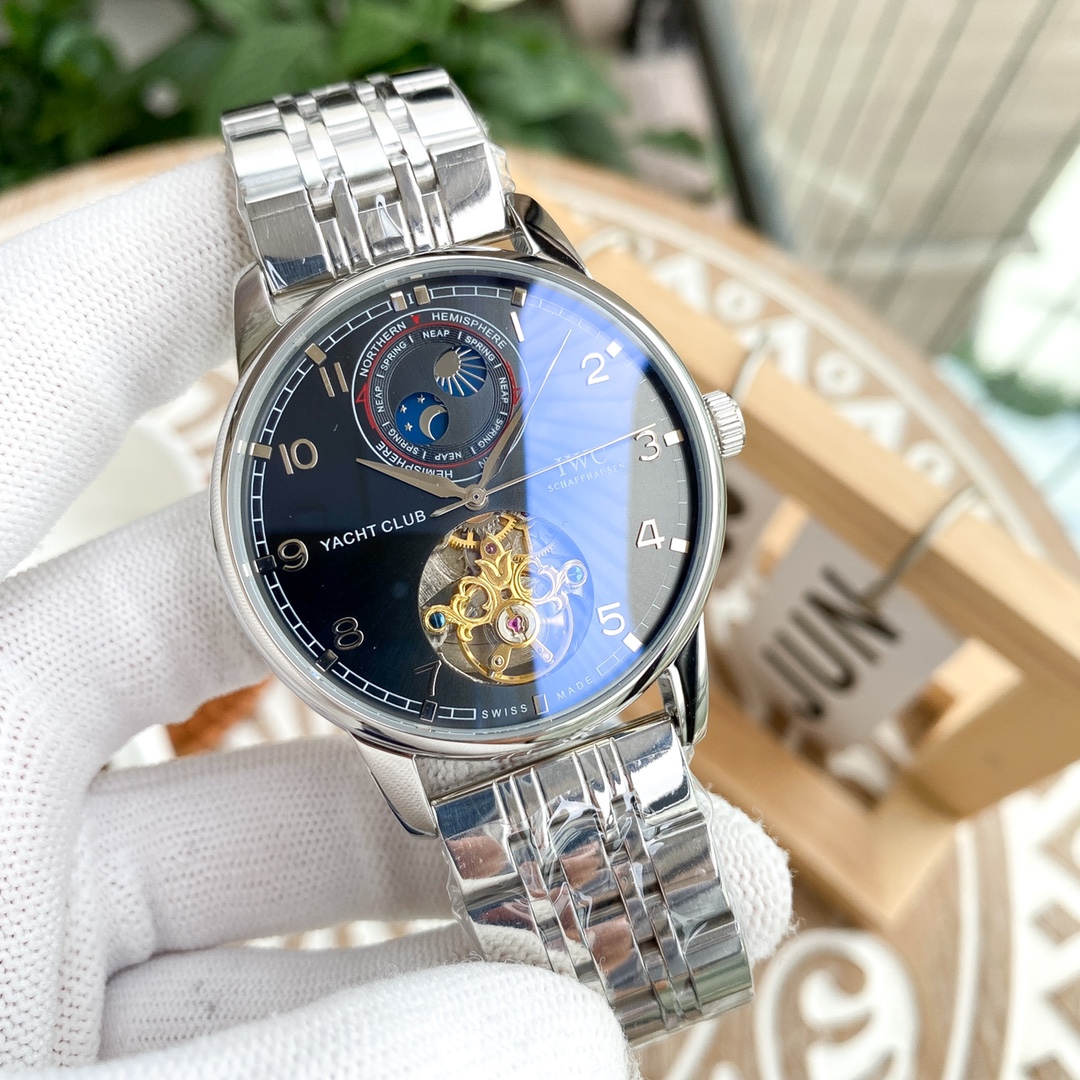 IWC- Fine men's watches Fully automatic mechanical movement, top 316 steel case and strap