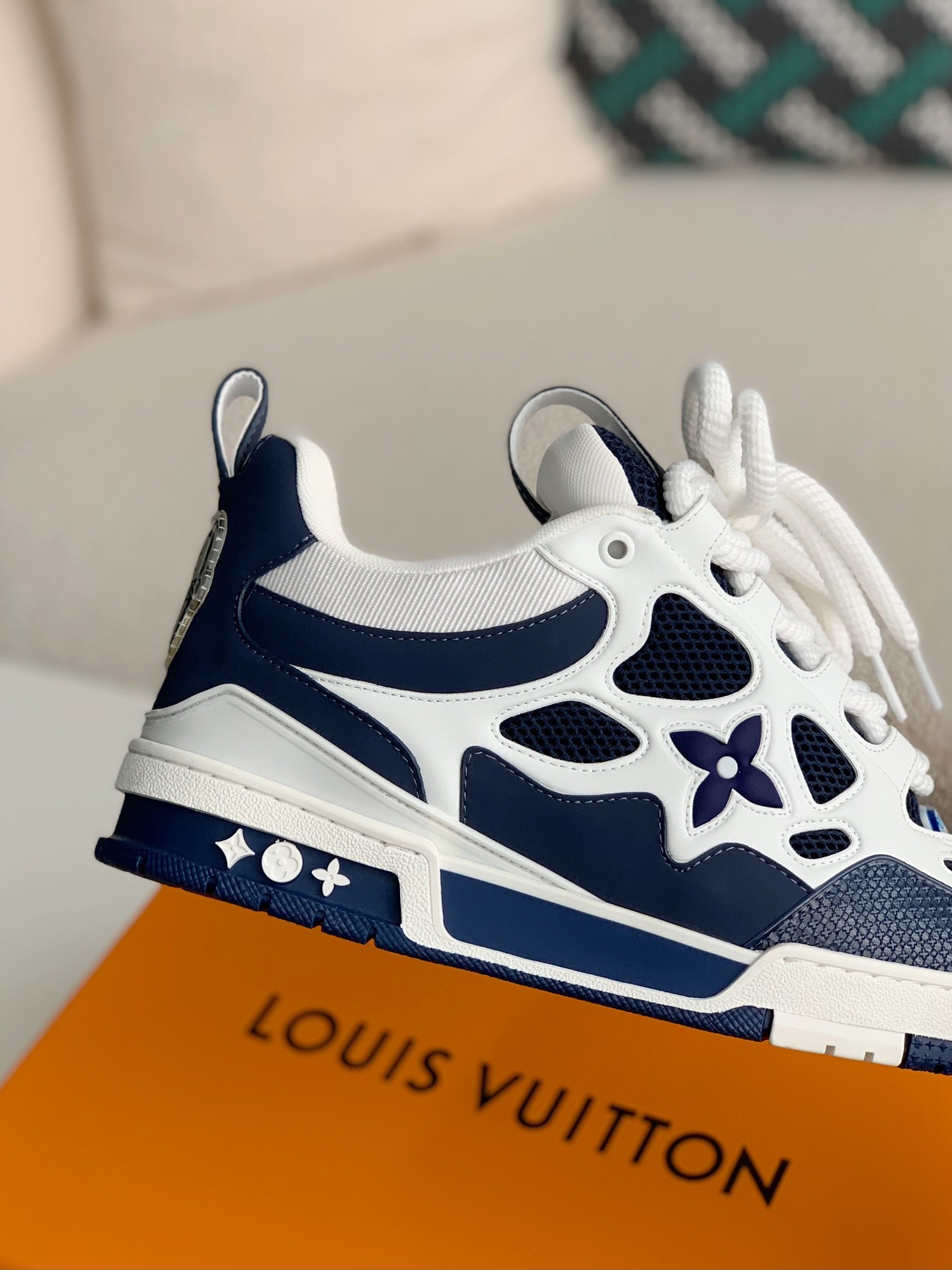 LOUIS VUITTON RUNNER TATIC Sneakers