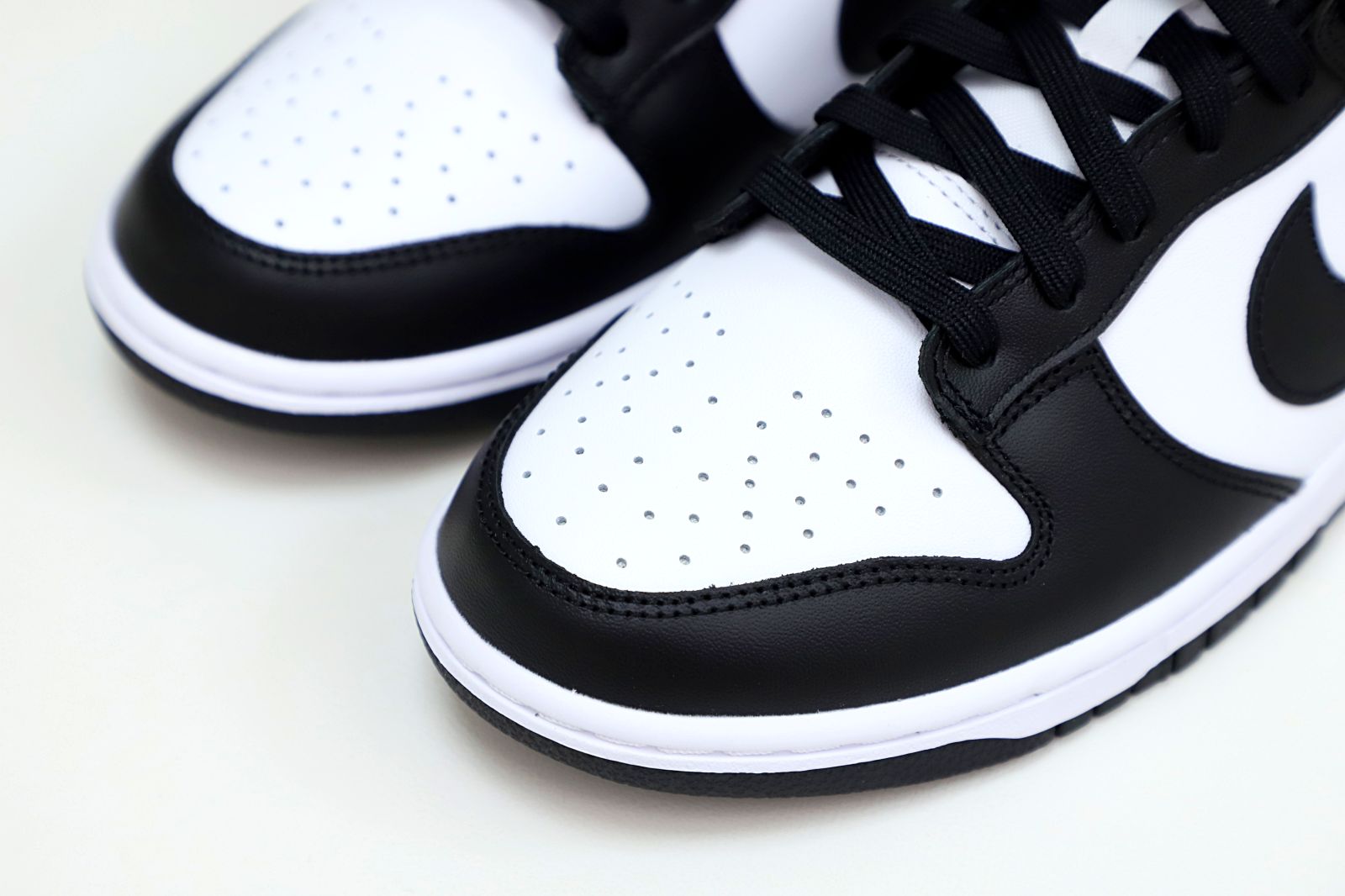 DUNK LOW PANDA BLACK WHITE