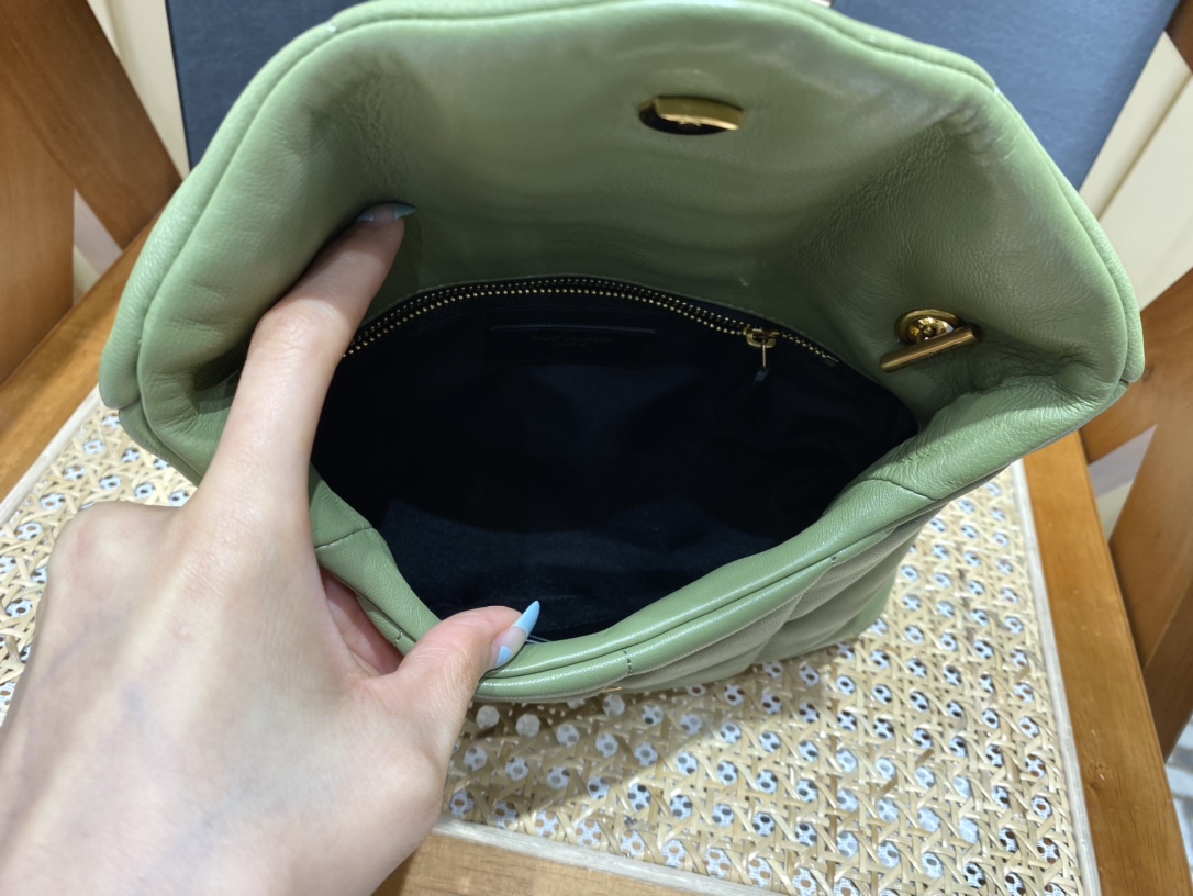 SAINT LAURENT #𝙇𝙤𝙪𝙇𝙤𝙪 𝙥𝙪𝙛𝙛𝙚𝙧LOULOU PUFFER Mini Quilted Lambskin Bag #620333Original Leather